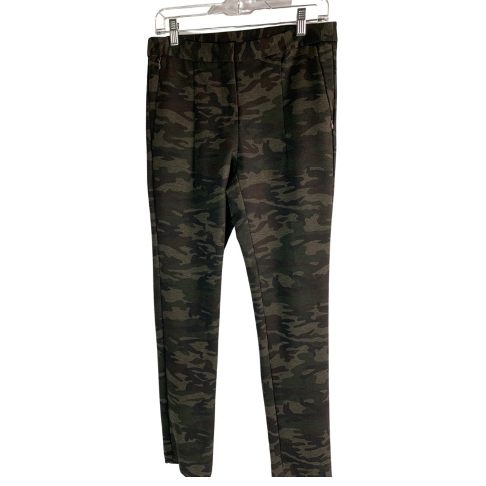 SOFT SURROUNDINGS Camouflage Pants Size 6